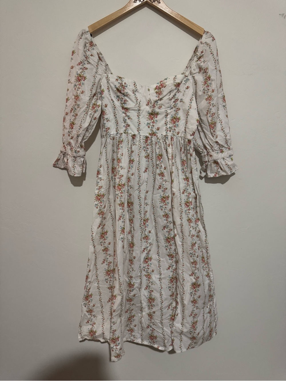 Forever 21 Floral Milkmaid Midi Dress M White Pink Puff Sleeve Cottagecore